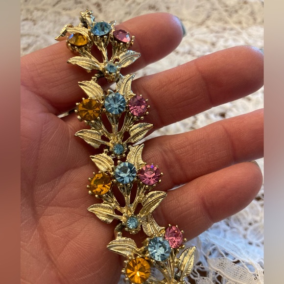 Vintage Pastel Rhinestone Gold-tone Bracelet 8” PINK BLUE YELLOW GORGEOUS - Picture 4 of 13